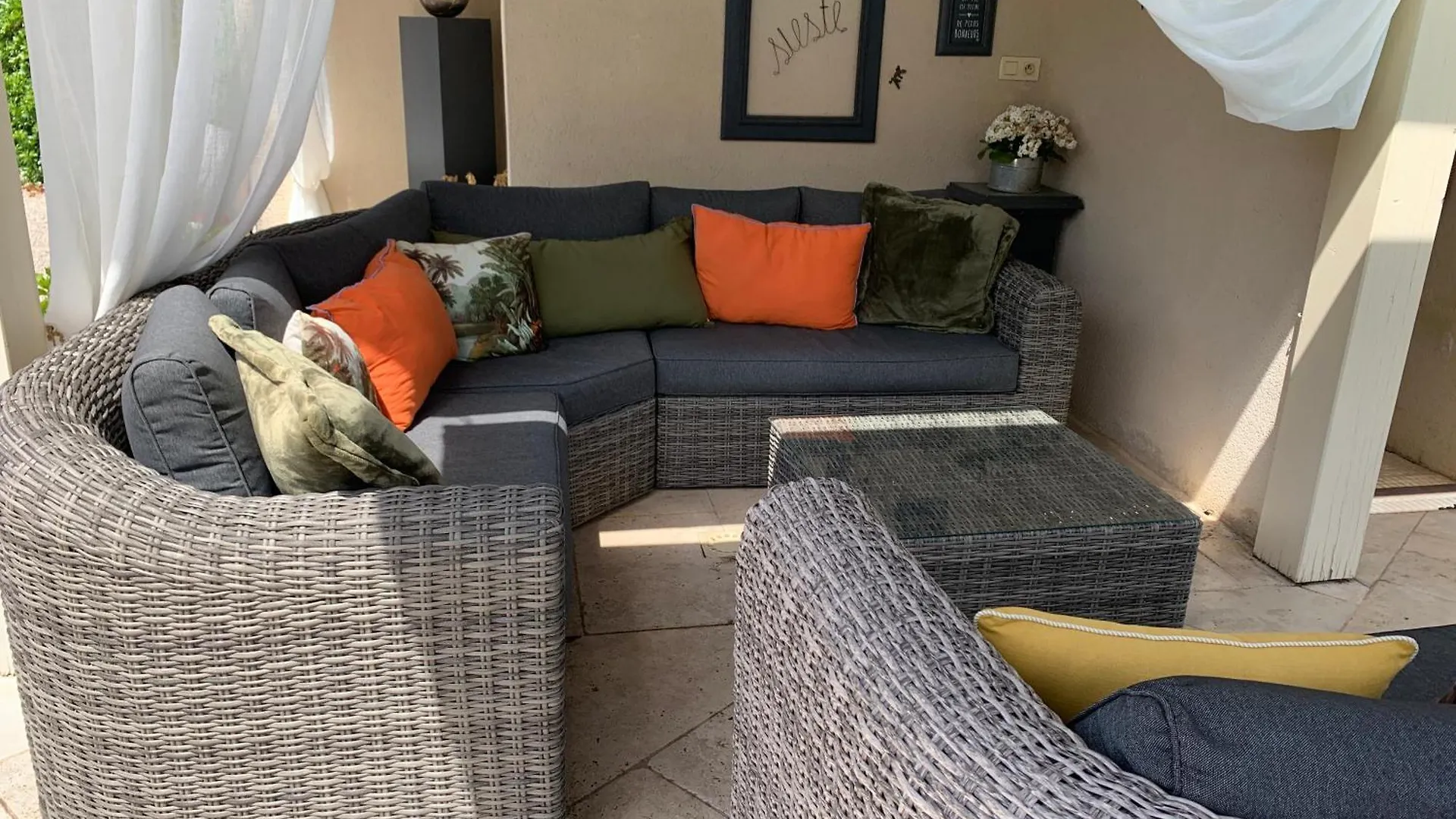 ***** Bed & Breakfast Le Couvent Bed and Breakfast Saint-Jean-de-Laur Frankrijk