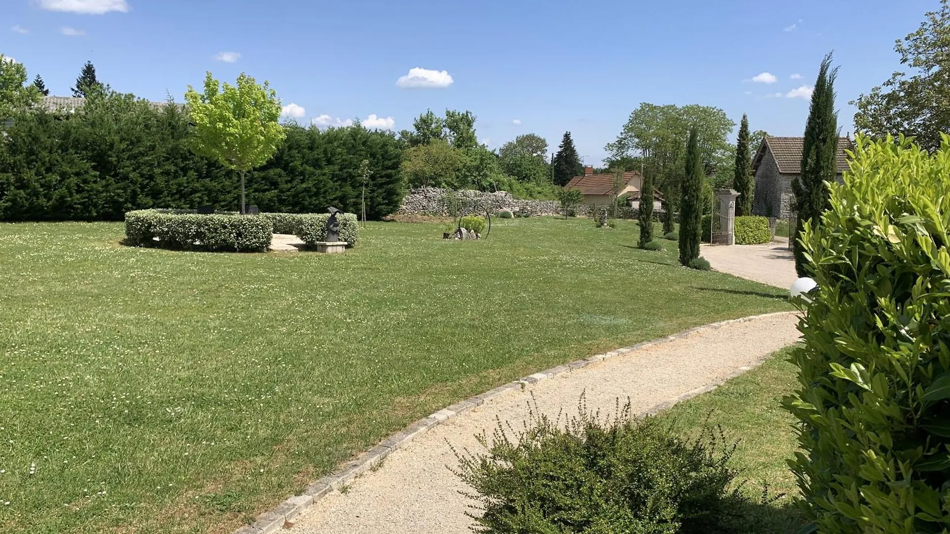 Le Couvent Bed & Breakfast Saint-Jean-de-Laur France