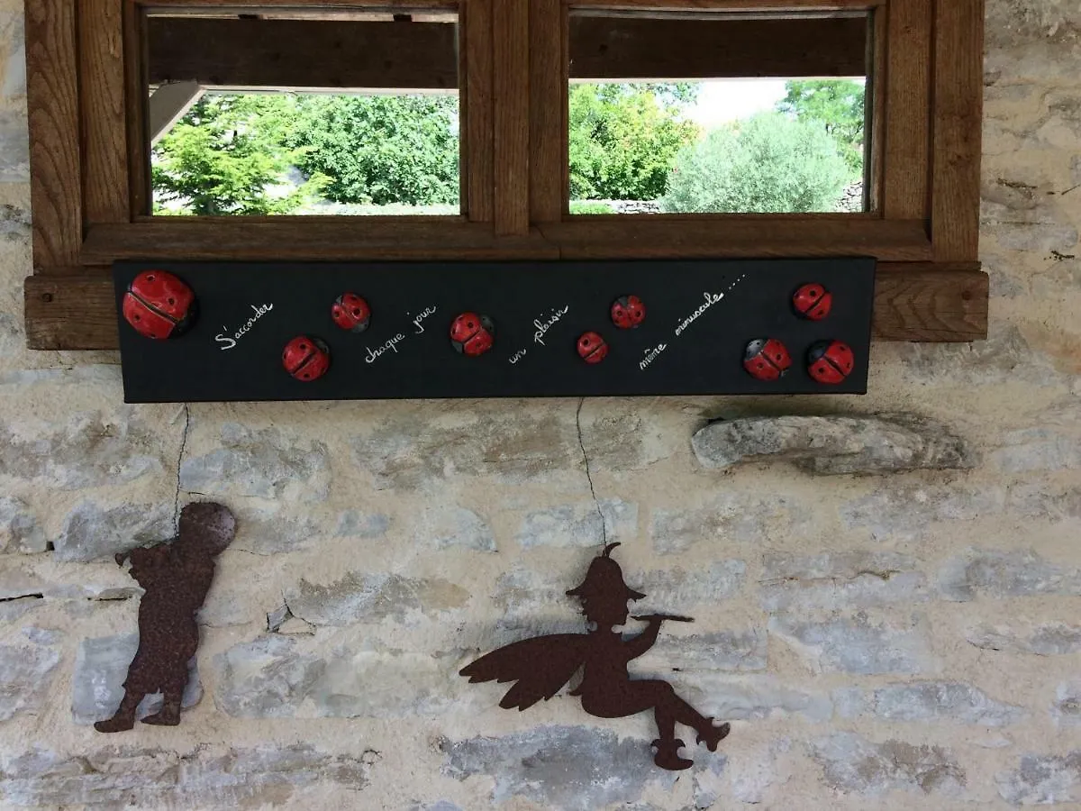 Le Couvent Bed & Breakfast Saint-Jean-de-Laur