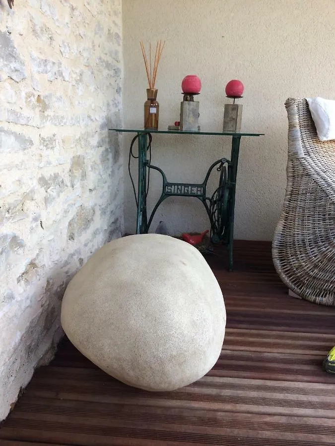 Le Couvent Bed & Breakfast Saint-Jean-de-Laur France