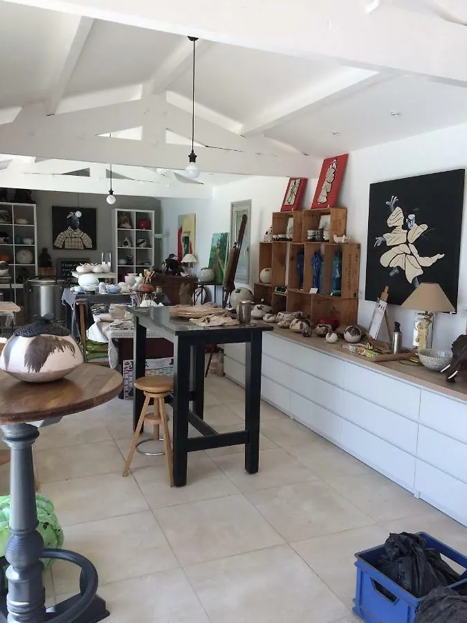 Le Couvent Bed & Breakfast Saint-Jean-de-Laur